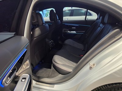 MERCEDES-BENZ E-CLASS - 10