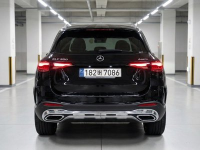 MERCEDES-BENZ GLC - 3