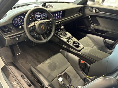 2025 Porsche 911 — миниатюра 15