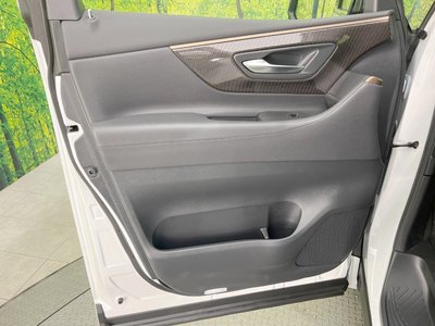 2025 Toyota ALPHARD — миниатюра 38
