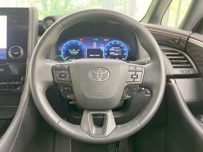 2025 Toyota ALPHARD — миниатюра 12