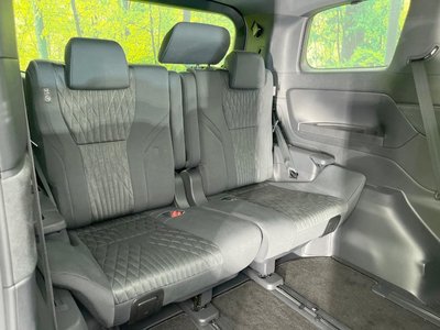 صورة 10 لـ 2025 Toyota ALPHARD