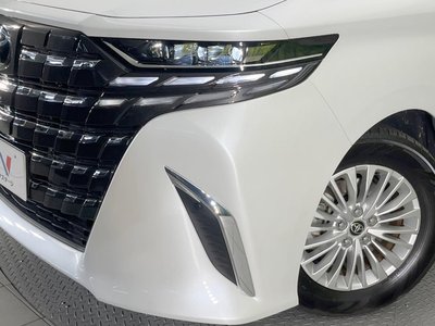 2025 Toyota ALPHARD — миниатюра 13