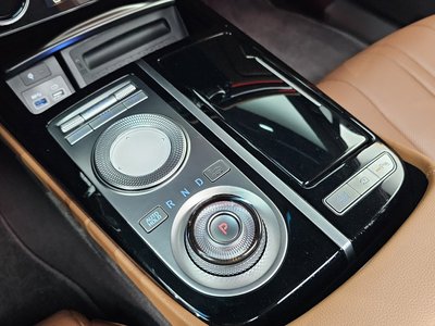 GENESIS G80 (RG3) - 9