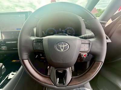 صورة 8 لـ 2025 Toyota ALPHARD