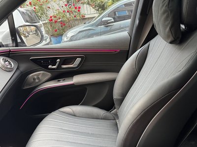 MERCEDES-BENZ EQS - 8