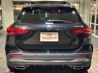 MERCEDES-BENZ GLA - 2