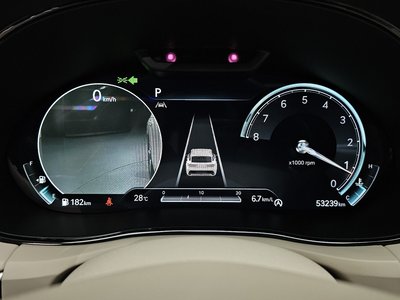 صورة 8 لـ 2021 Genesis GV70