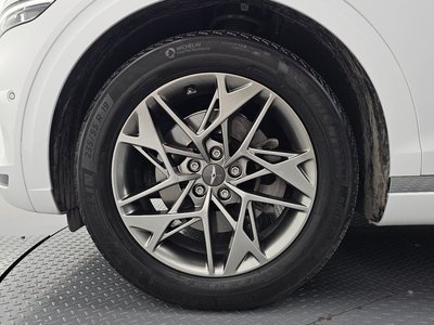 صورة 6 لـ 2021 Genesis GV70
