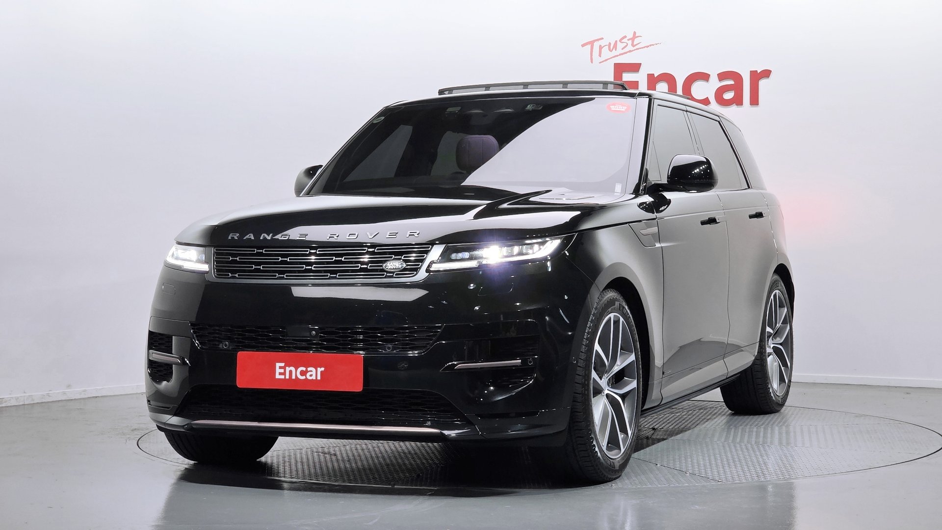 LAND ROVER RANGE ROVER SPORT - View 1