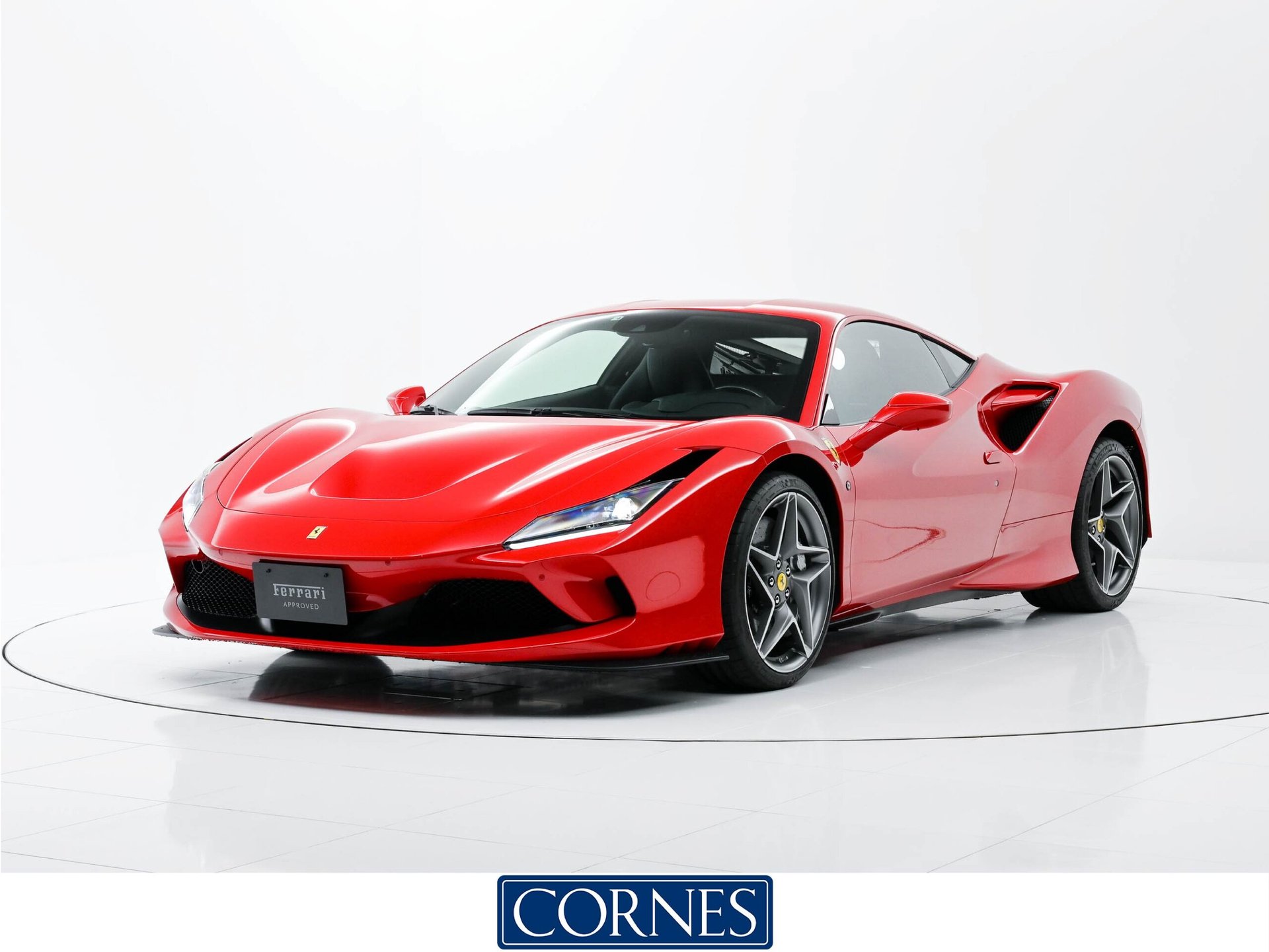 FERRARI F8 TRIBUTO - View 1