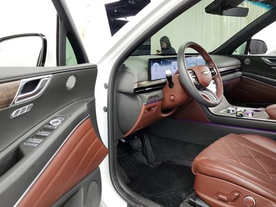 GENESIS GV80 - 10