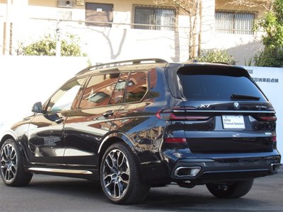 BMW X7 - 7