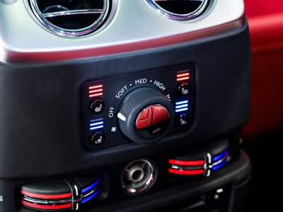 2016 ROLLS-ROYCE GHOST — миниатюра 66
