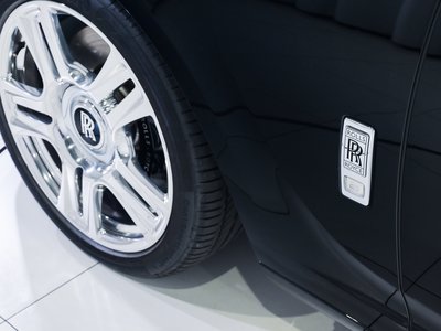 2016 ROLLS-ROYCE GHOST — миниатюра 89