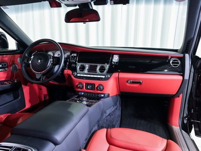 2016 ROLLS-ROYCE GHOST — миниатюра 34
