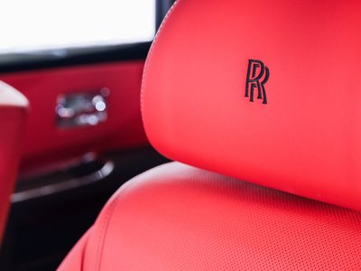 2016 ROLLS-ROYCE GHOST — миниатюра 32