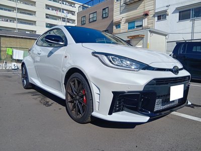 TOYOTA GR YARIS - 10