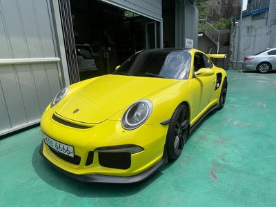 PORSCHE 911 - 1