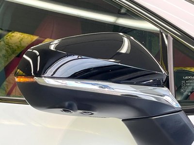 2023 Lexus NX — миниатюра 25