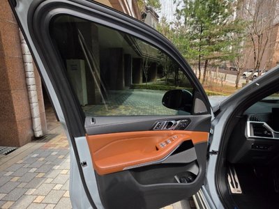 BMW X7 - 9