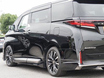 2023 Toyota VELLFIRE — фото 18