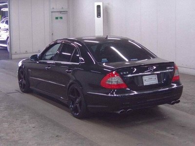 2007 Mercedes-BENZ E-CLASS AMG photo 2