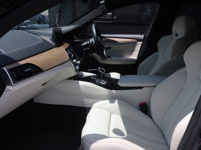 2018 BMW M5 thumbnail 20