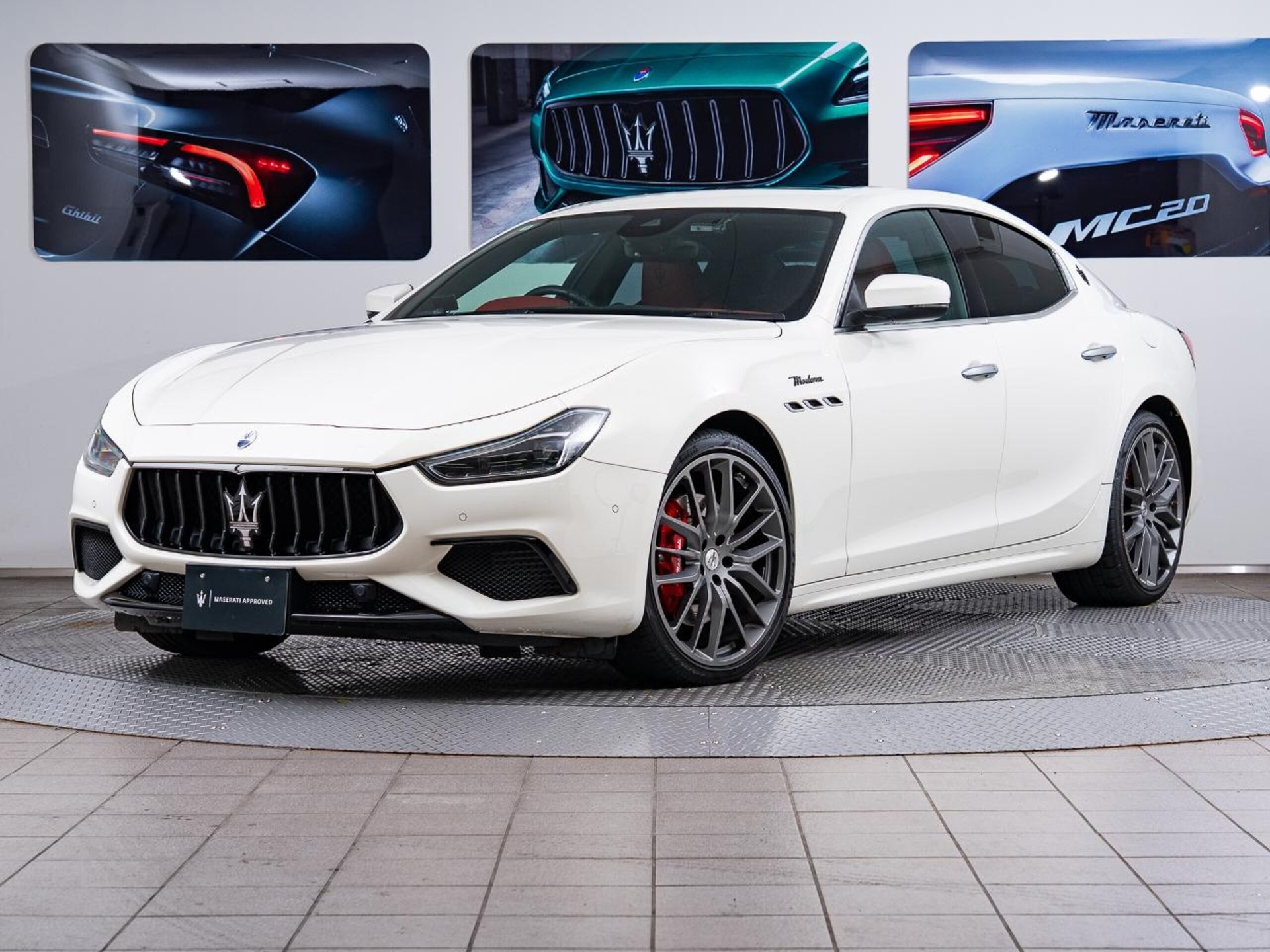 MASERATI GHIBLI - View 1