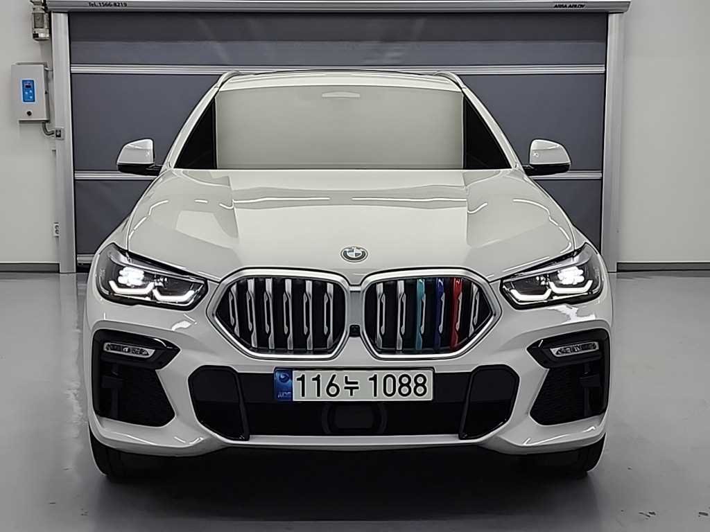 BMW X6 - View 1