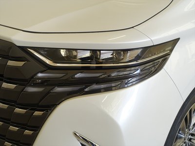 TOYOTA ALPHARD - 8