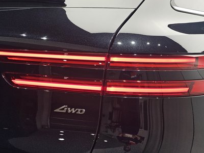 2024 Genesis GV70 photo 10