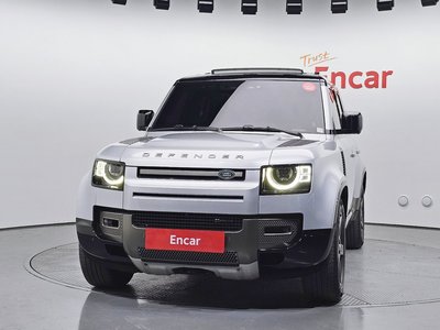 LAND ROVER DEFENDER - 2