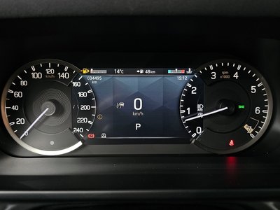 LAND ROVER DEFENDER - 8