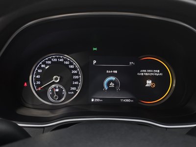 صورة 8 لـ 2021 Genesis GV80