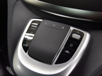 2024 Mercedes-BENZ V-CLASS — миниатюра 15