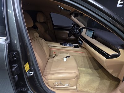 2022 Genesis G90 (RS4) thumbnail 16