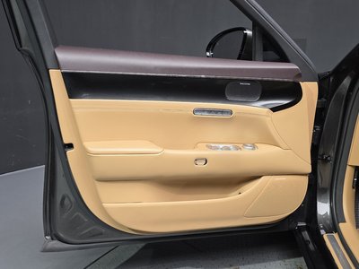 2022 Genesis G90 (RS4) thumbnail 14