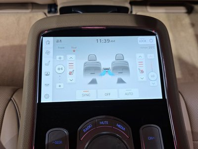 2022 Genesis G90 (RS4) thumbnail 23