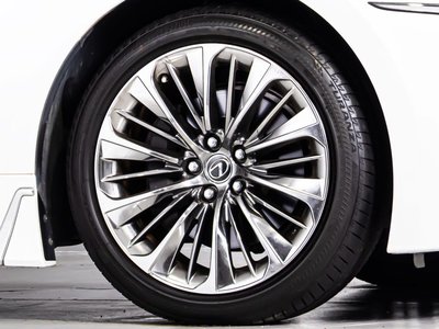 2018 Lexus LS — миниатюра 16