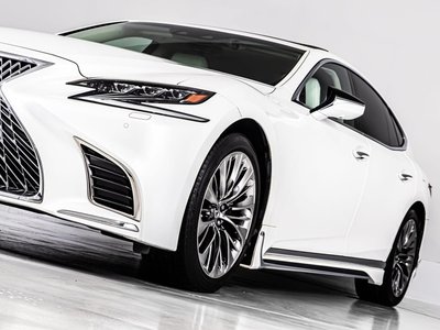 2018 Lexus LS — миниатюра 14