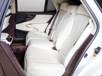 2018 Lexus LS — миниатюра 33