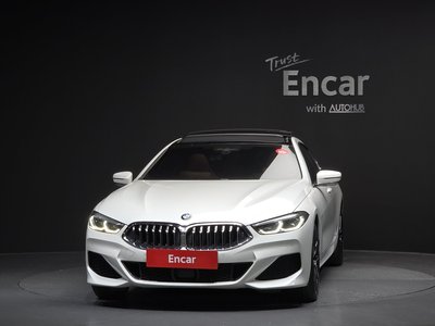 BMW 8 SERIES - 2