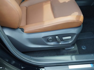 2025 Toyota CROWN ESTATE 照片 19