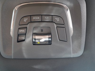 2025 Toyota CROWN ESTATE 照片 38