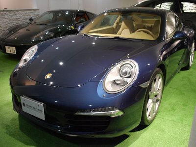 PORSCHE 911 - 4