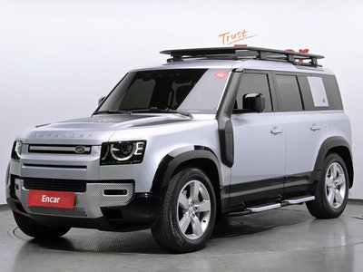 LAND ROVER DEFENDER - 1