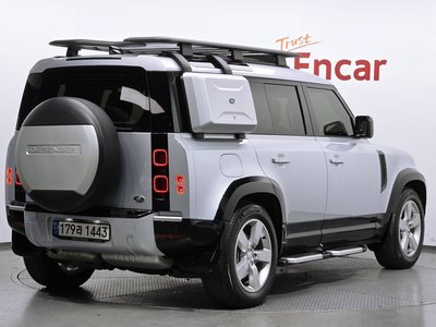 LAND ROVER DEFENDER - 3