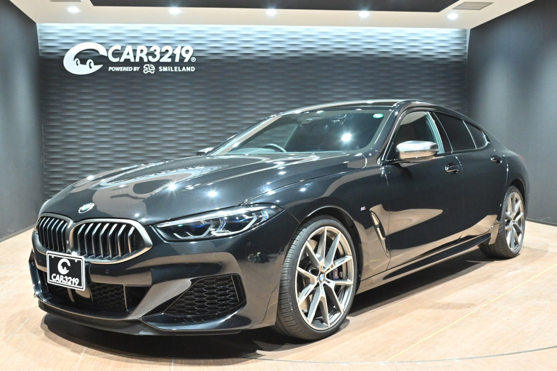 BMW 8 SERIES GRAN COUPE - View 1