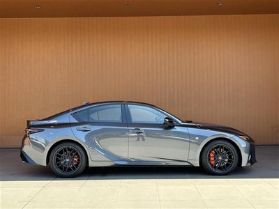 صورة مصغرة 40 لـ 2021 Lexus IS